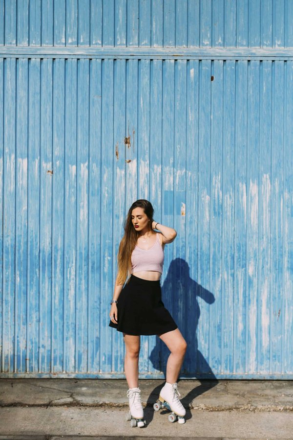 What are the best tips for shopping for vintage clothing?